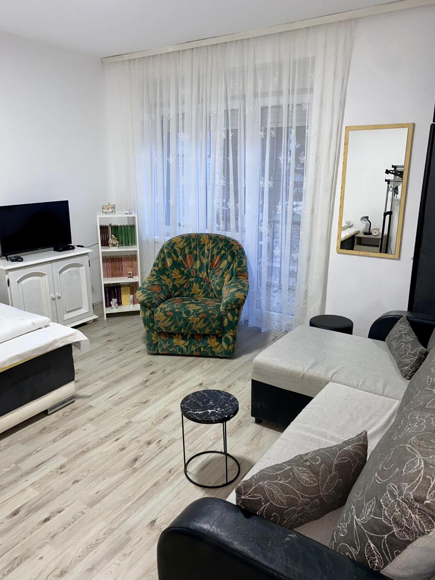Apartman Bogdan Чачак Экстерьер фото