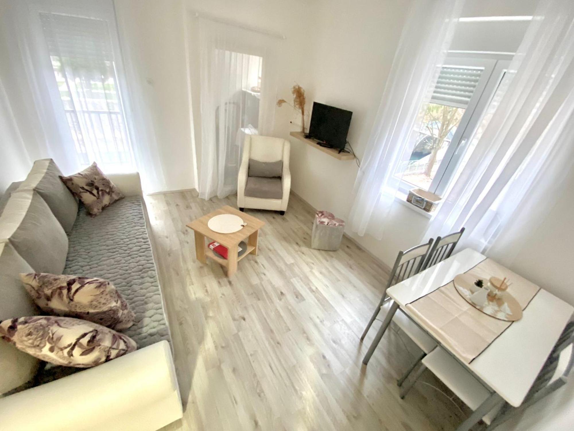 Apartman Bogdan Чачак Экстерьер фото